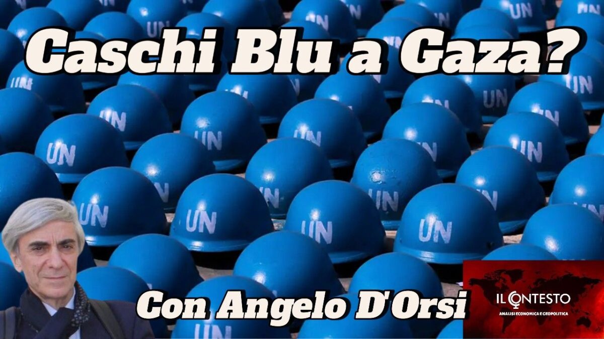 File di caschi blu Caschi Blu alludono alla possibilità di forze ONU a Gaza.