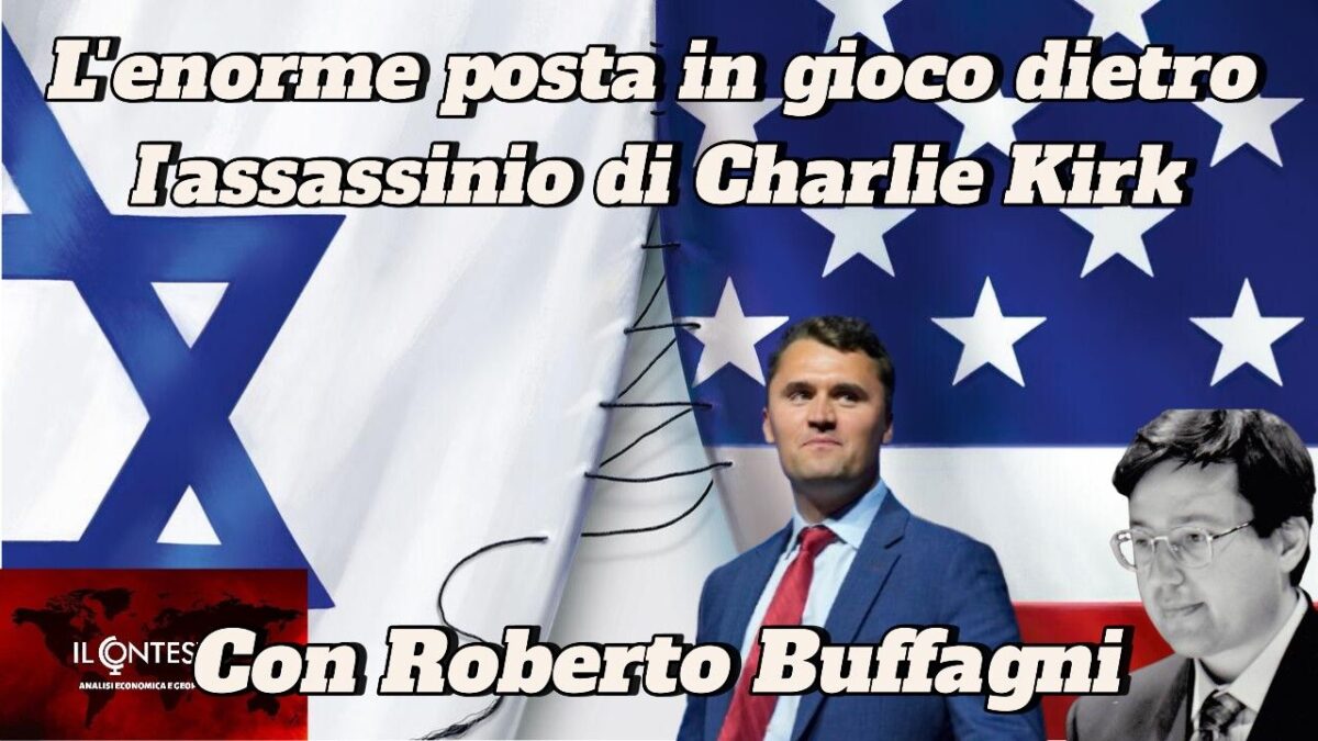 Due uomini davanti alle bandiere israeliana e statunitense, con Charlie Kirk e Roberto Buffagni che discutono de La posta in gioco.