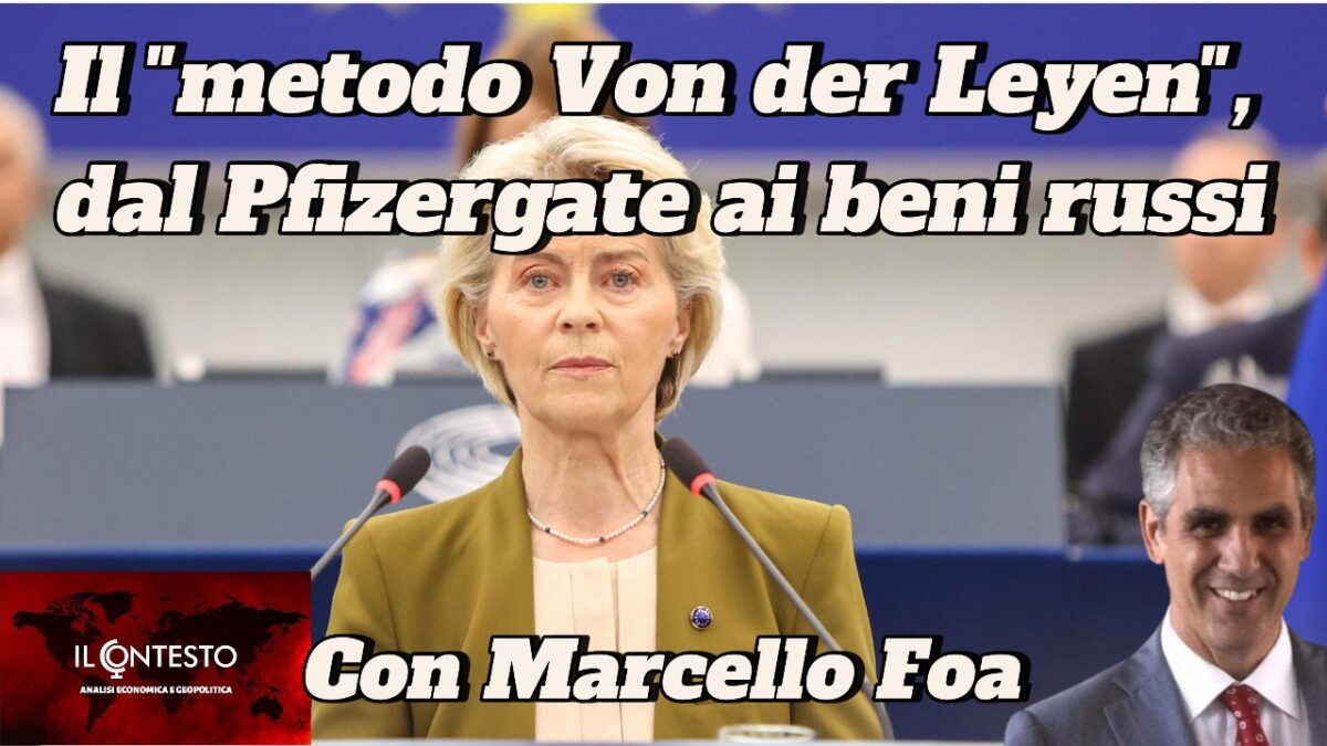 Von der Leyen parla su un podio; alla foto si sovrappongono il titolo e un'immagine di Marcello Foas.